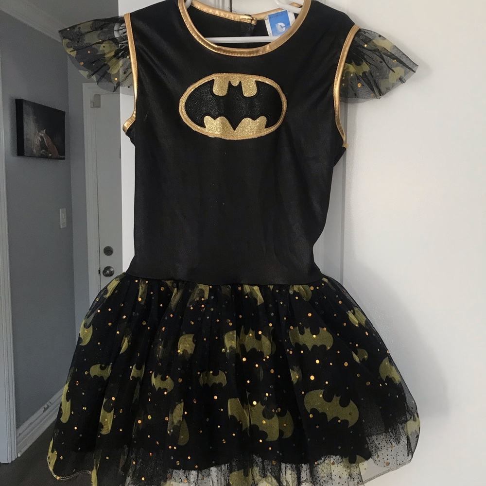 Girl’s costume